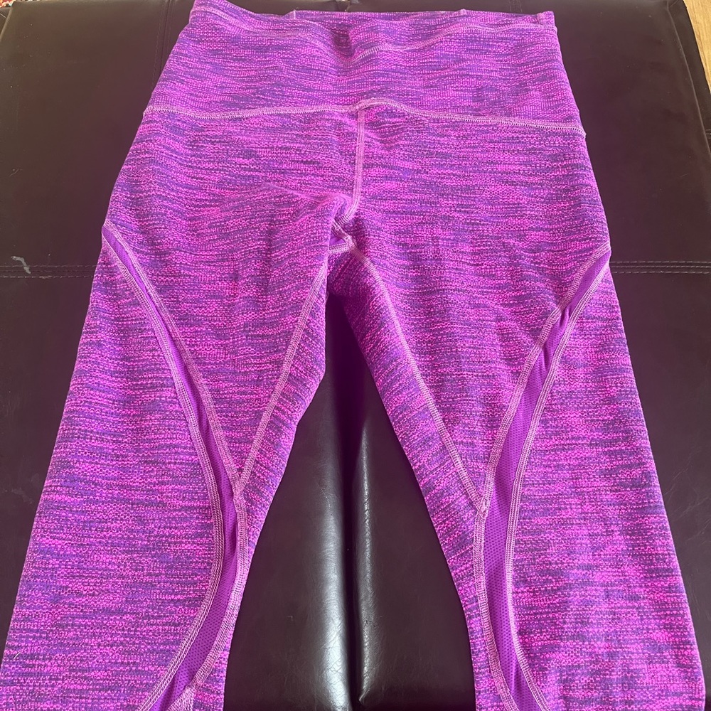 Lululemon Free Flow Crop Leggings (Used)